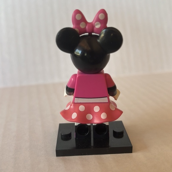 Disney Collectable Mini Mouse Lego Minifigure - Picture 3 of 4